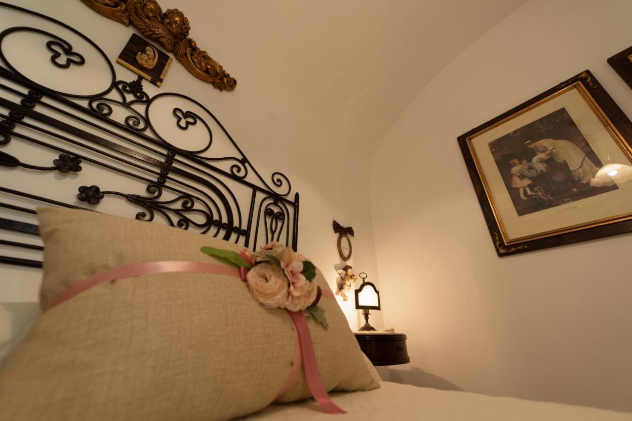 مبيت وإفطار ساليرنو La Casa Degli Angeli المظهر الخارجي الصورة