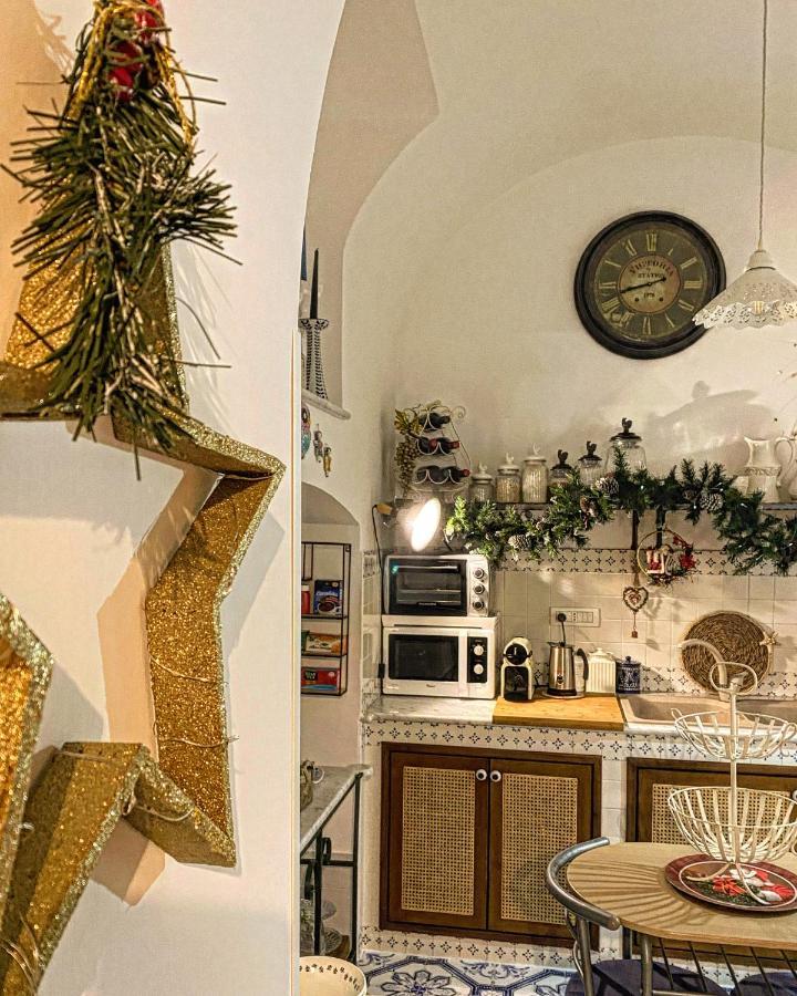مبيت وإفطار ساليرنو La Casa Degli Angeli المظهر الخارجي الصورة