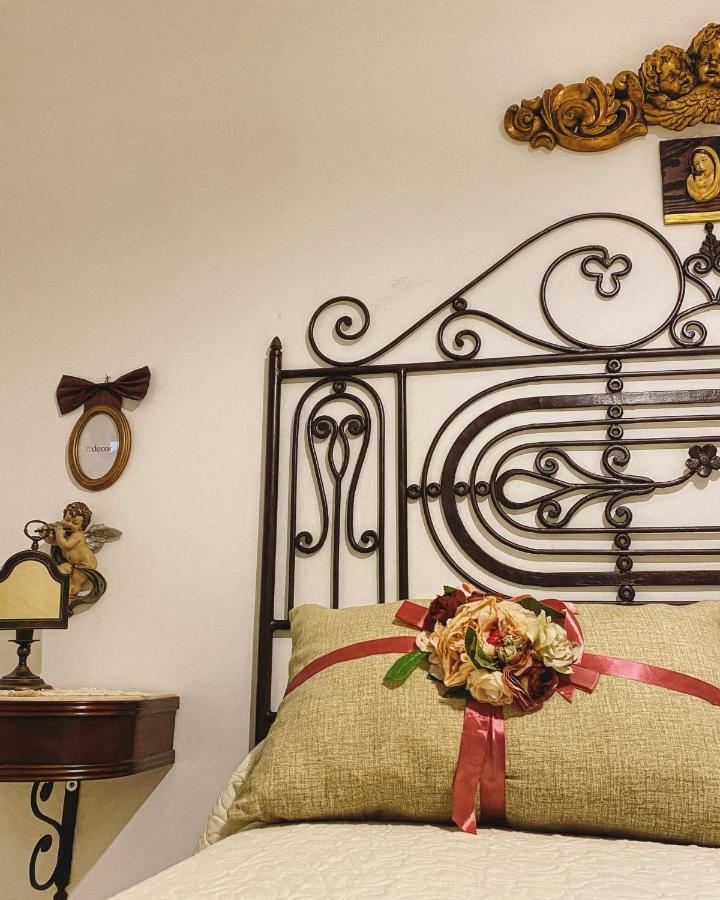 مبيت وإفطار ساليرنو La Casa Degli Angeli المظهر الخارجي الصورة